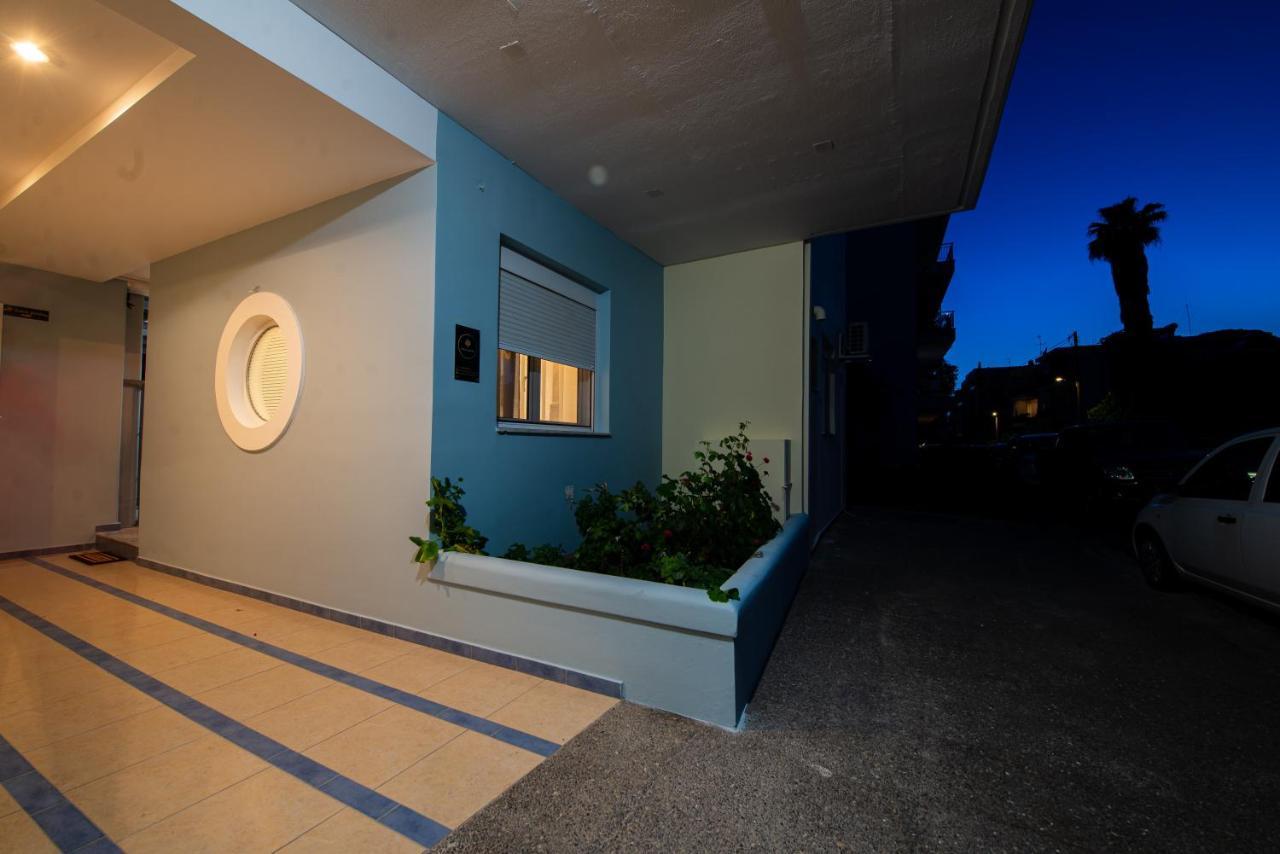 Lemon Garden Stylish Private Apartment Kalamata Exterior photo