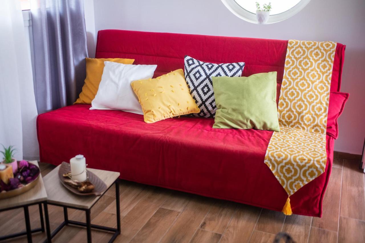 Lemon Garden Stylish Private Apartment Kalamata Exterior photo